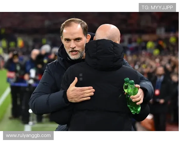 图赫尔接管曼联在即滕哈赫面临下课危机与欧冠三冠教头的较量